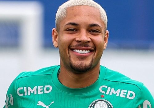 Vitor Roque durante treino do Palmeiras, na Academia de Futebol Fabio Menotti/Palmeiras/by Canon