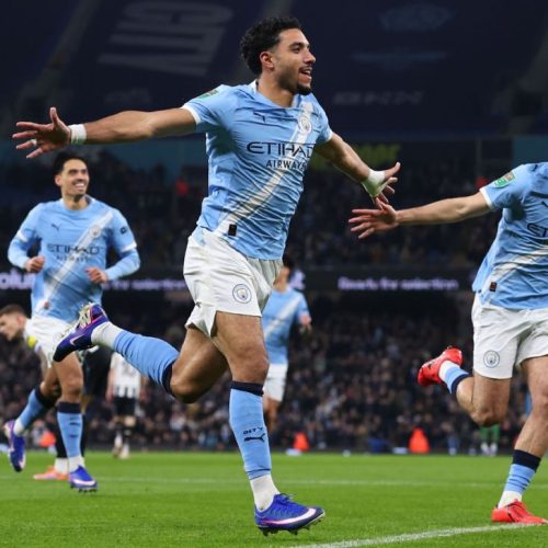 Havertz decide no fim, Arsenal despacha Chelsea na volta de Estêvão e espera por City ou Newcas...