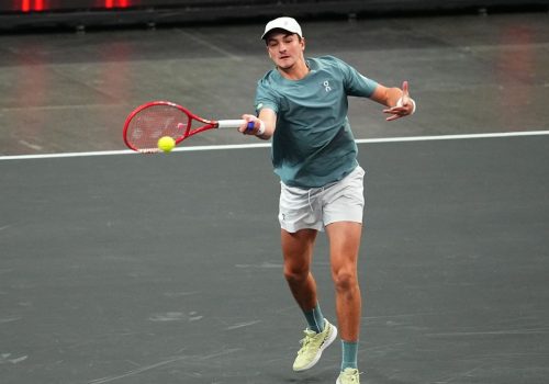 Dentro do formato pouco usual, Fonseca despachou Monfils e Bublik antes da grande final, onde sup...