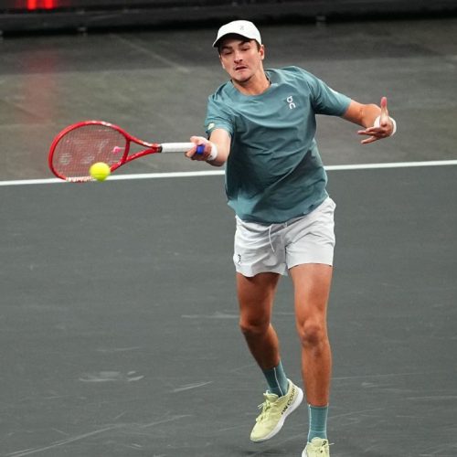 Dentro do formato pouco usual, Fonseca despachou Monfils e Bublik antes da grande final, onde sup...