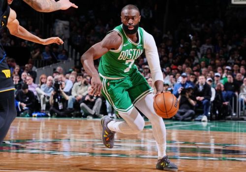 Playoffs da NBA: quem está garantido ou briga por vaga a menos de um mês para o fim da temporad...