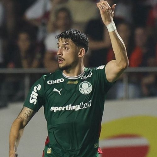 Piquerez durante jogo entre Palmeiras e São Paulo, pelo Brasileirão Cesar Greco/Palmeiras/by C...
