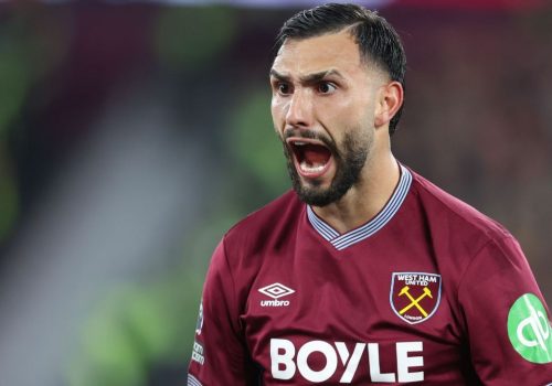 Diretor da Lazio nega chance de negócio com Flamengo por Taty Castellanos: 'Não está à venda....