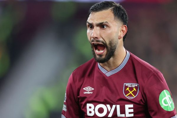 Diretor da Lazio nega chance de negócio com Flamengo por Taty Castellanos: 'Não está à venda....