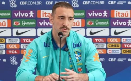 leo-ortiz-comenta-sobre-a-possibilidade-de-mudar-de-posicao-na-selecao-brasileira-com-dorival-junior.jpeg