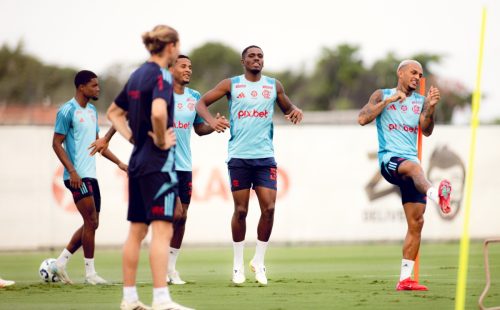 wesley-treino-flamengo-ct-ninho-do-urubu.jpg