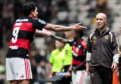 O técnico Leonardo Jardim concedeu uma coletiva de imprensa após a vitória do Flamengo por 4 a...