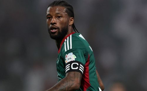 wijnaldum-em-jogo-do-al-ettifaq.jpg
